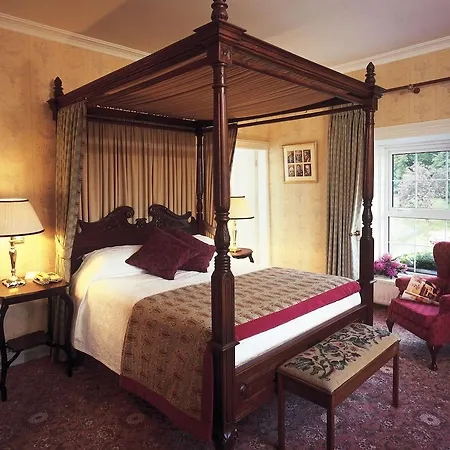Ross House Hotell Killarone